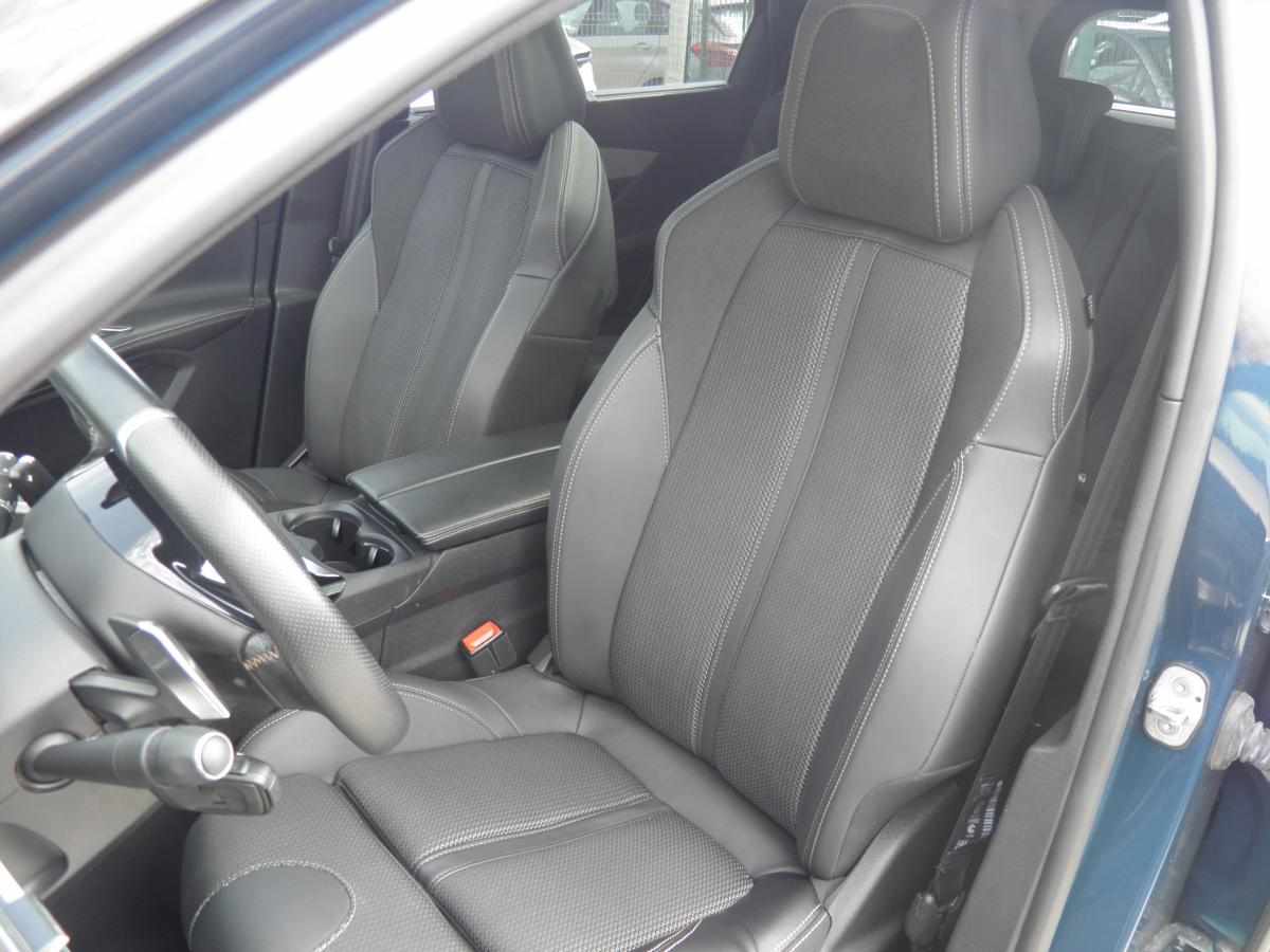 peugeot-5008-1-5-bluehdi-2023-diesel-1499cc