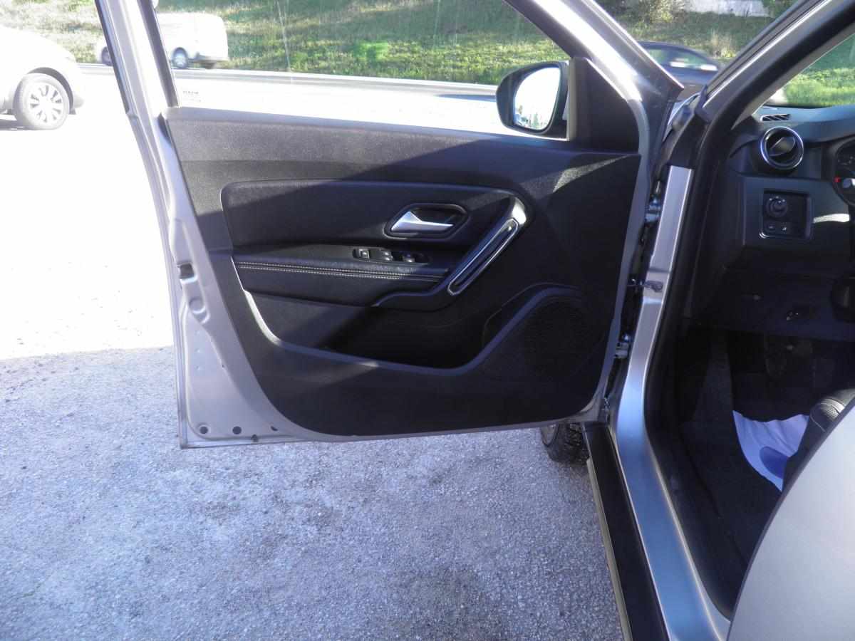 dacia-duster-1-0-tce-2022-gasolina-999cc