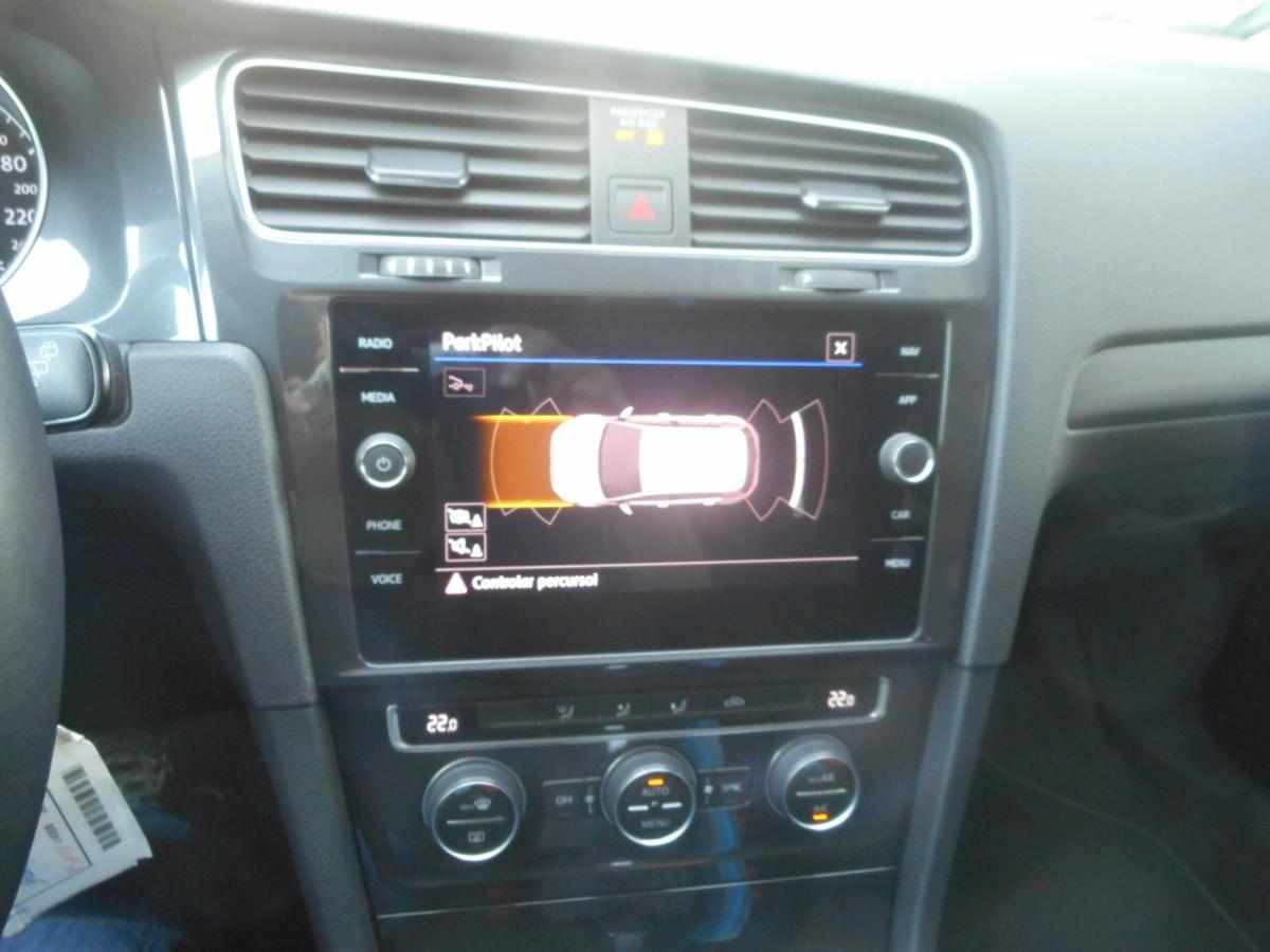 volkswagen-golf-1-6-tdi-bluemotion-2018-diesel-1598cc