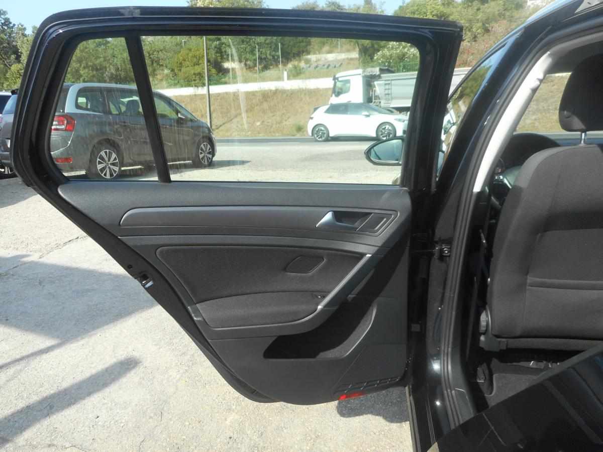 volkswagen-golf-1-6-tdi-bluemotion-2018-diesel-1598cc