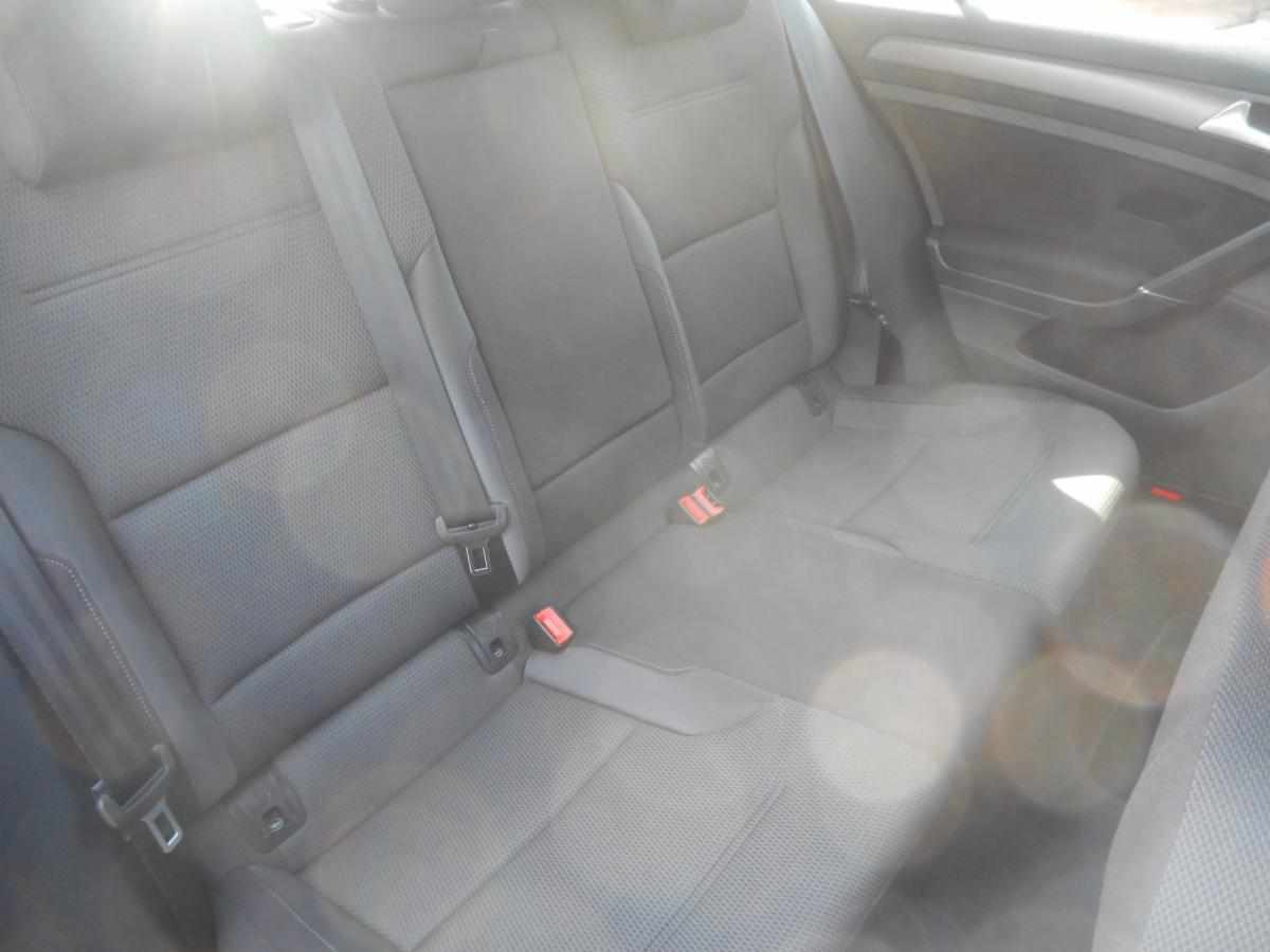 volkswagen-golf-1-6-tdi-bluemotion-2018-diesel-1598cc
