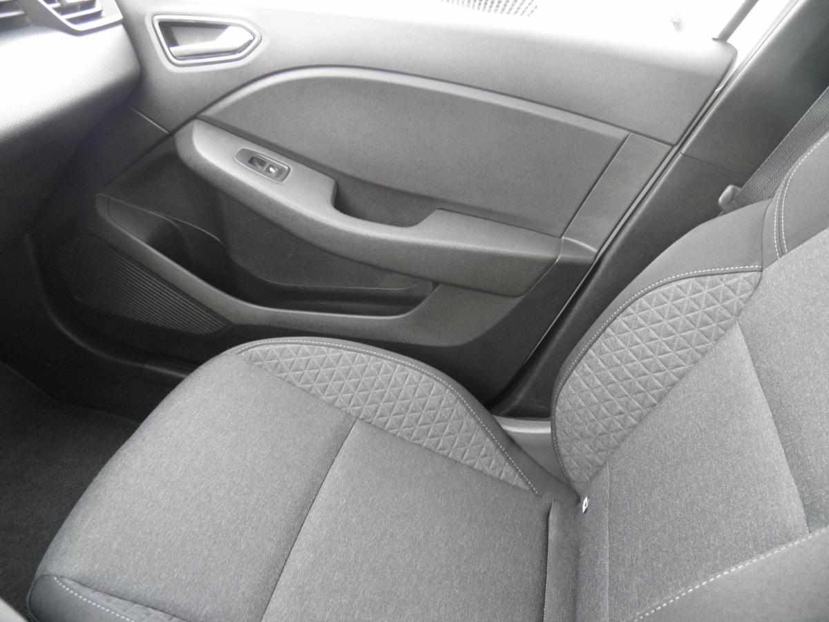 renault-clio-1-5-blue-dci-2021-diesel-1461cc