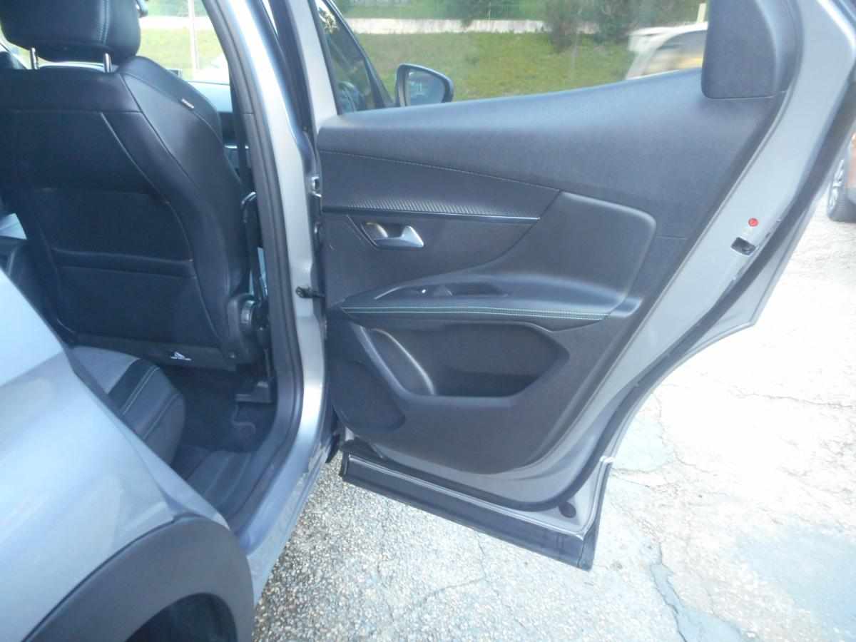 peugeot-3008-1-5-bluehdi-2021-diesel-1499cc