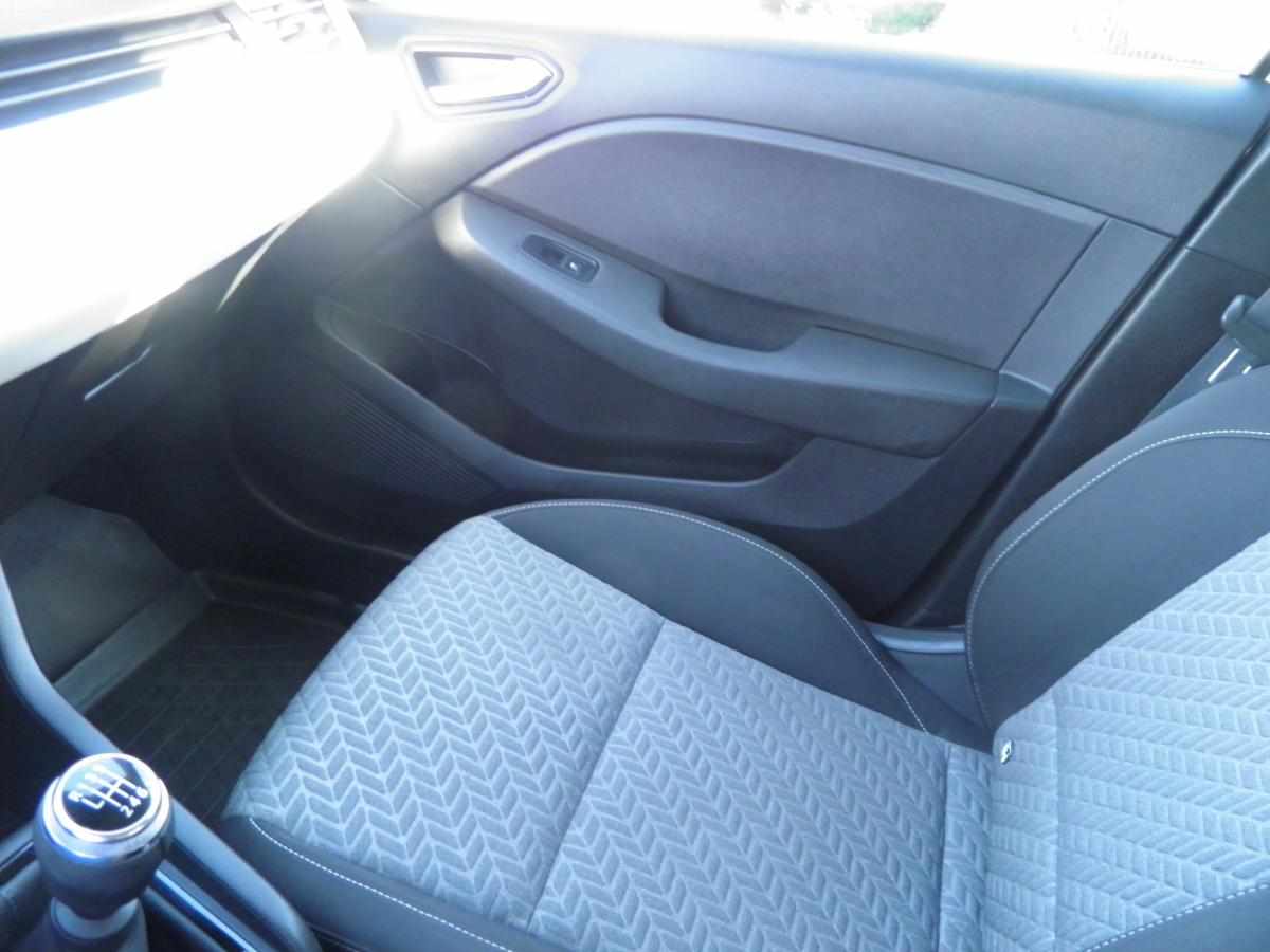 renault-clio-1-5-101cv-2023-diesel-1461cc