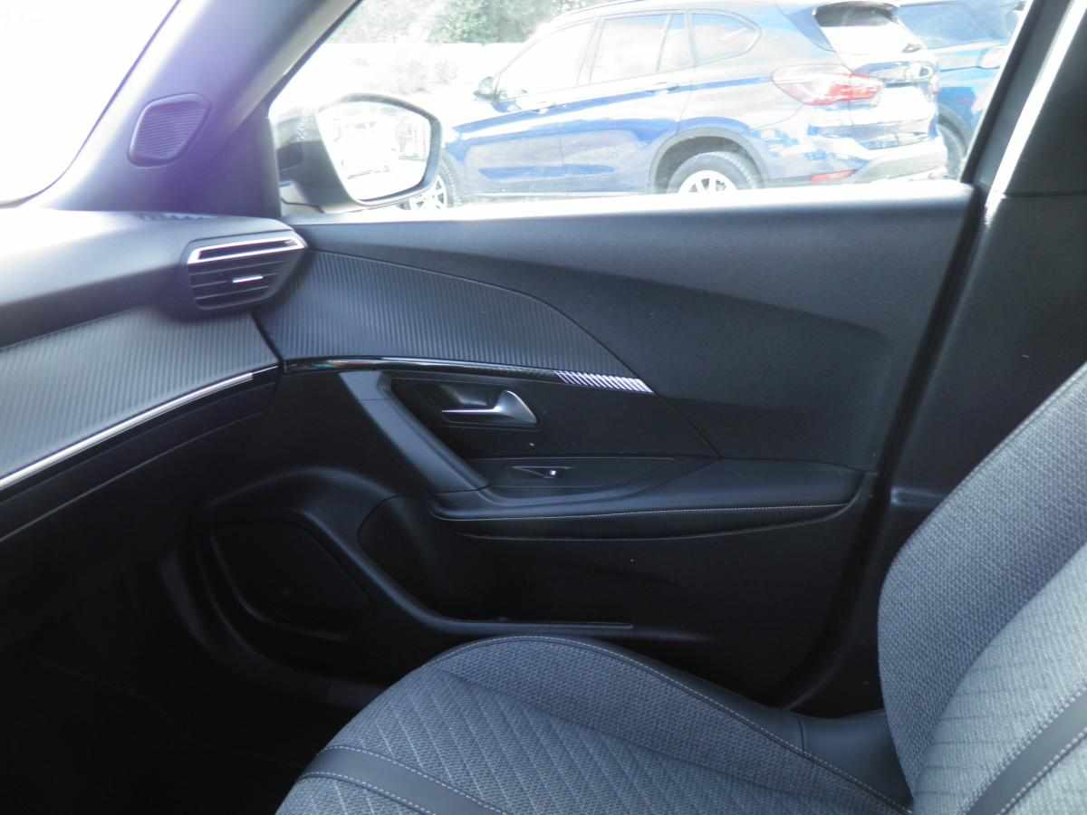 peugeot-2008-1-2-puretech-2024-gasolina-1199cc