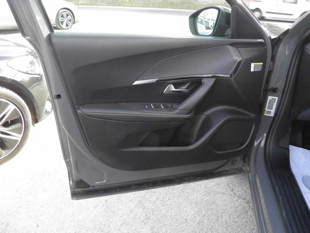 peugeot-2008-1-2-puretech-2024-gasolina-1199cc