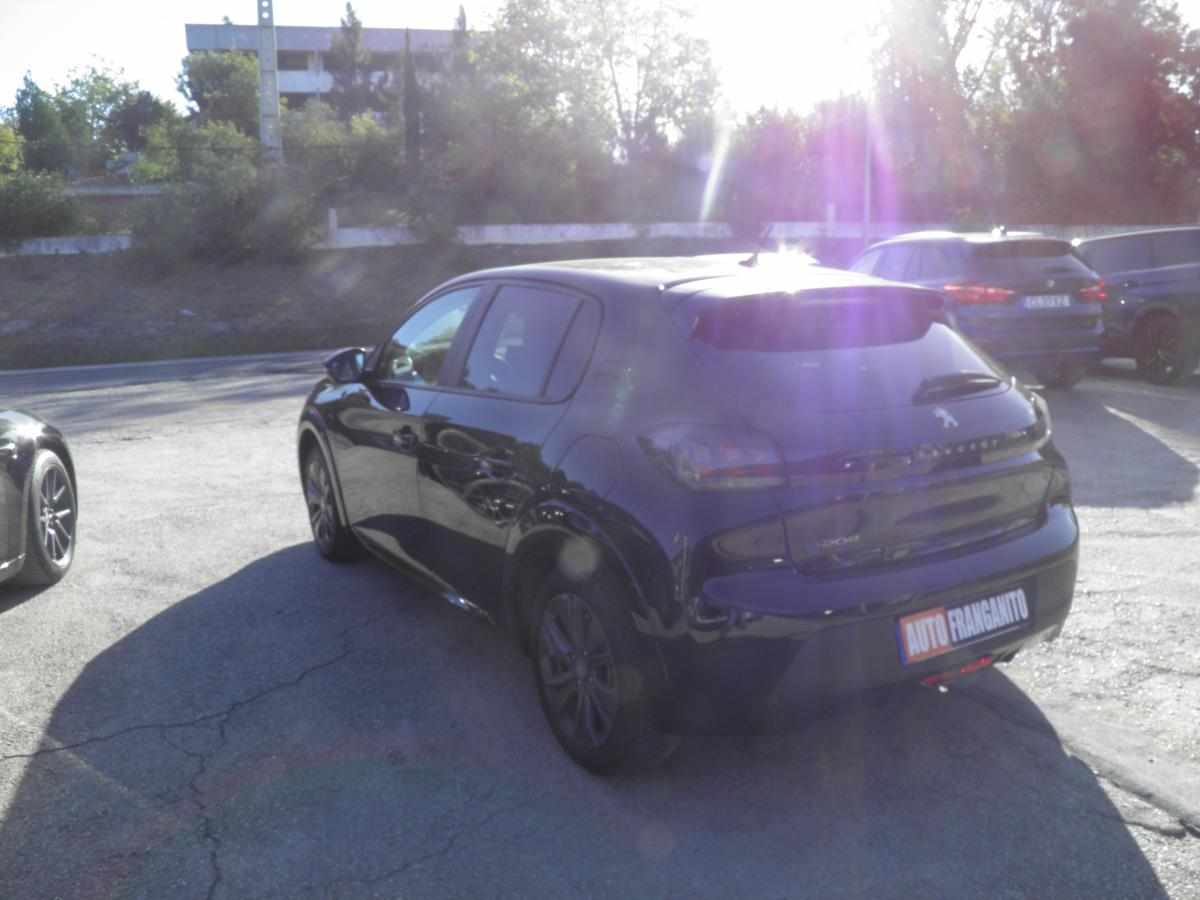 peugeot-e-208-ev-50-kwh-2023-eletrico
