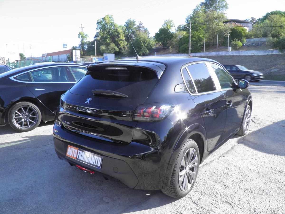 peugeot-e-208-ev-50-kwh-2023-eletrico