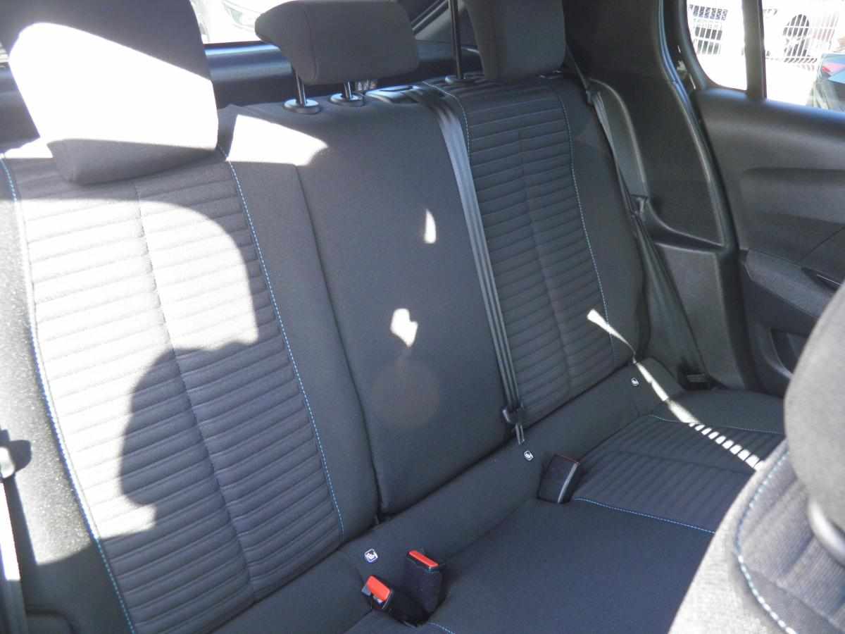 peugeot-e-208-ev-50-kwh-2023-eletrico