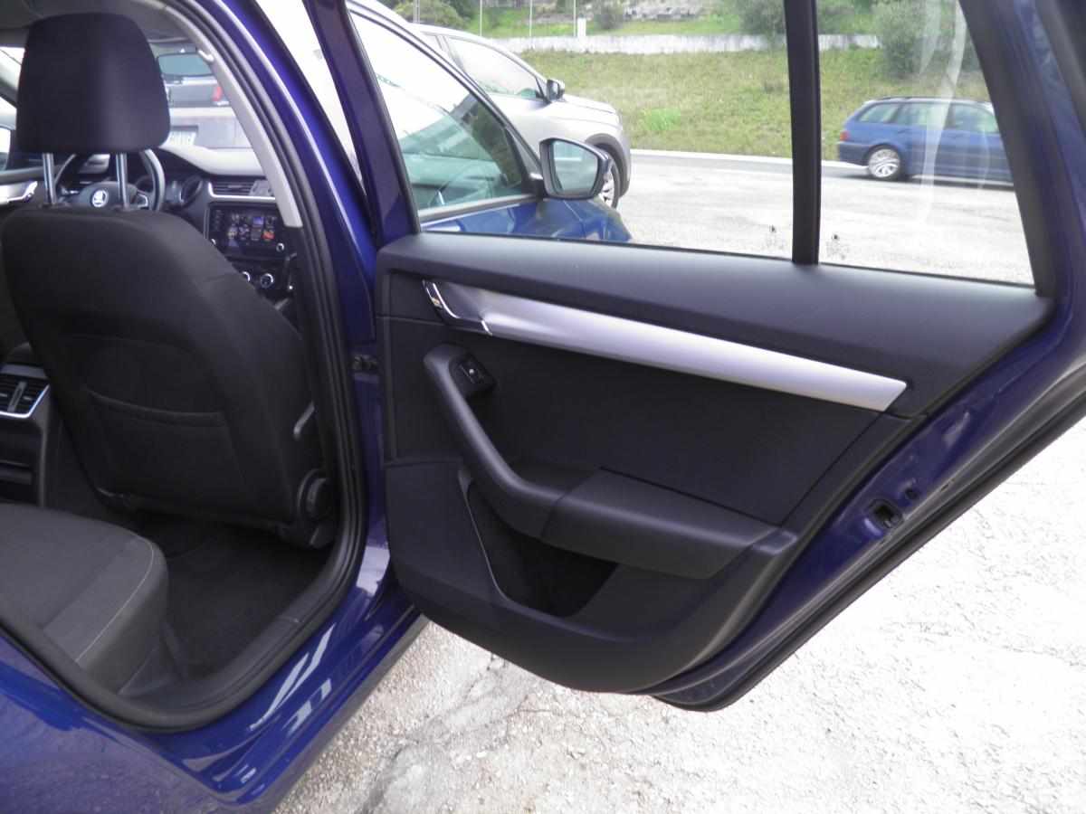 skoda-octavia-1-6-tdi-2018-diesel-1598cc
