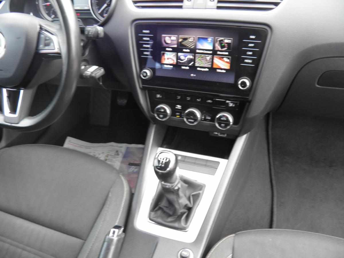 skoda-octavia-1-6-tdi-2018-diesel-1598cc