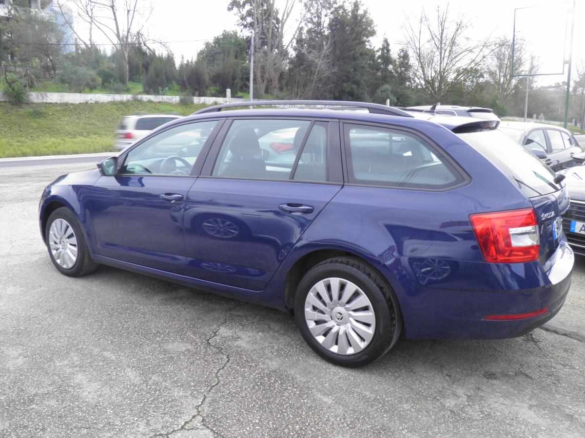 skoda-octavia-1-6-tdi-2018-diesel-1598cc
