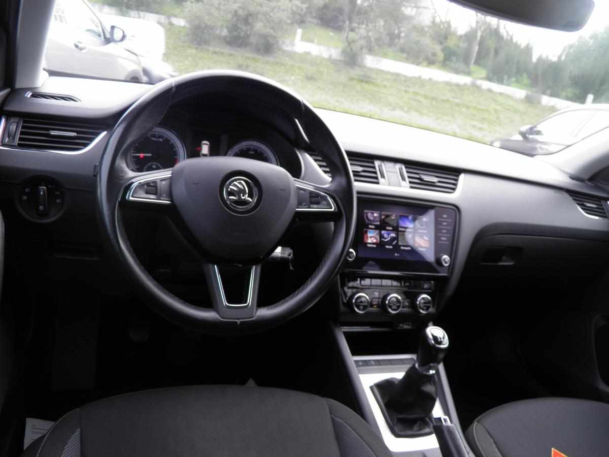 skoda-octavia-1-6-tdi-2018-diesel-1598cc