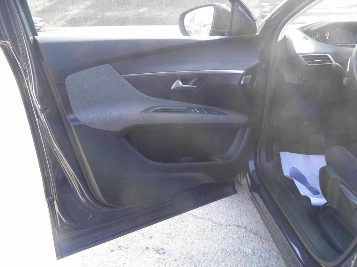 peugeot-3008-1-5-bluehdi-2018-diesel-1499cc
