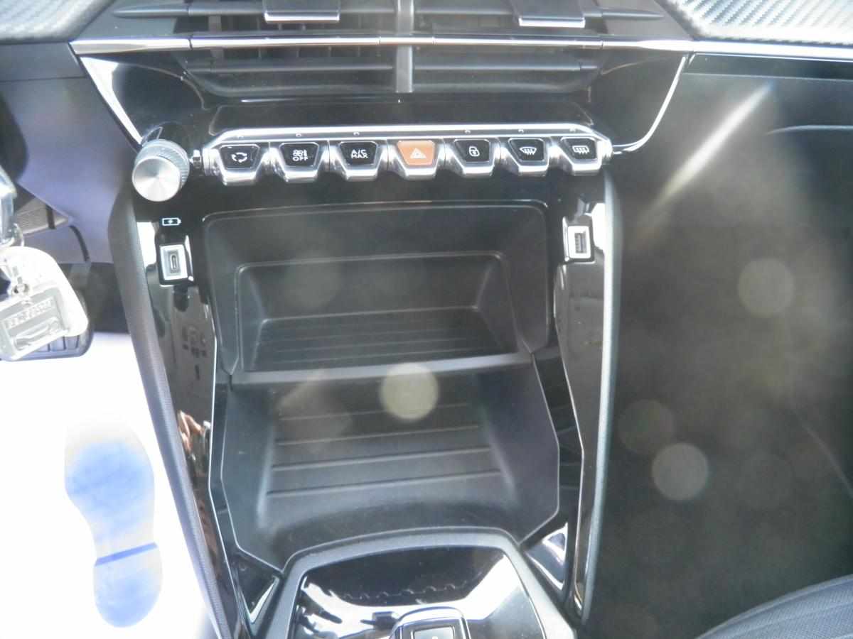 peugeot-2008-1-2-puretech-2021-gasolina-1199cc