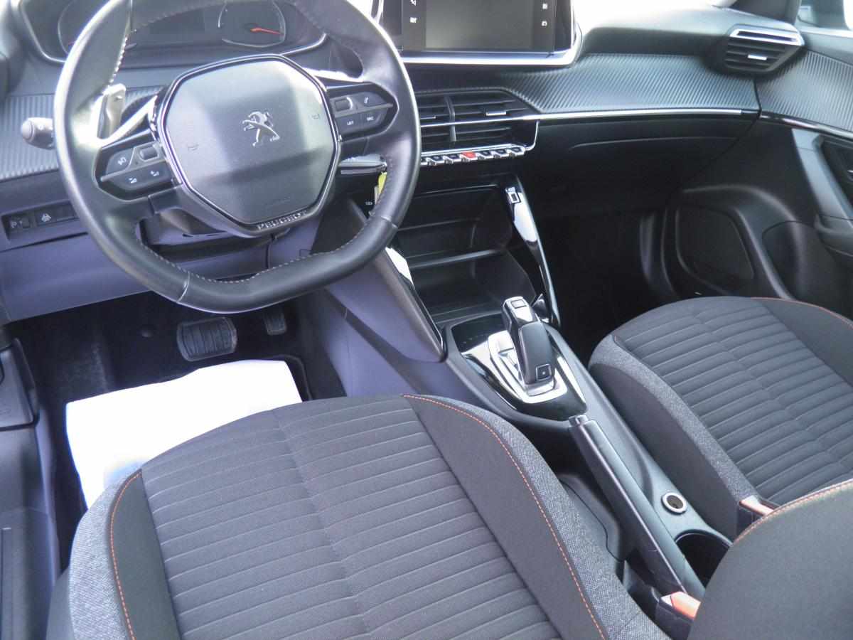 peugeot-2008-1-2-puretech-2021-gasolina-1199cc