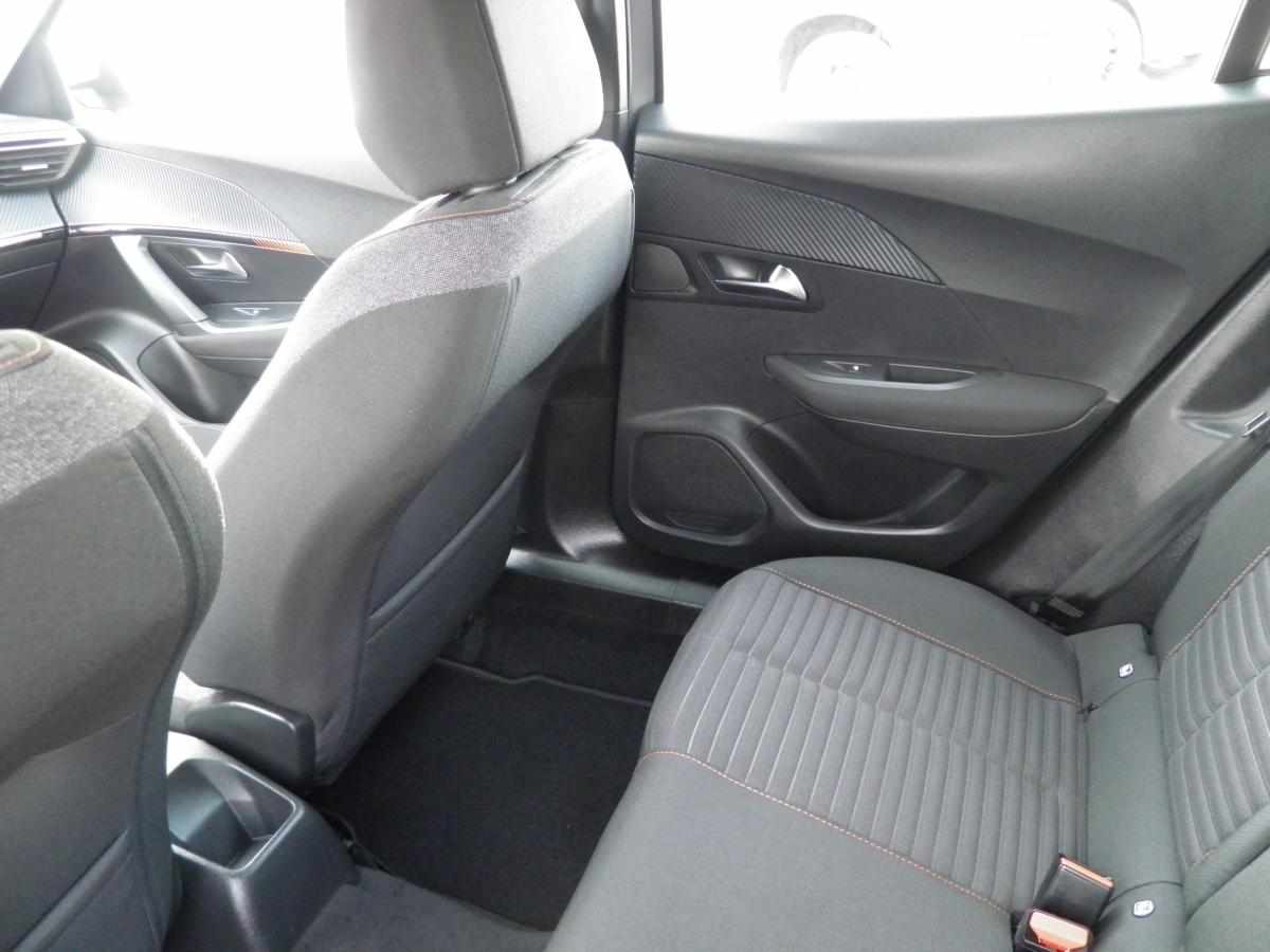 peugeot-2008-1-2-puretech-2021-gasolina-1199cc