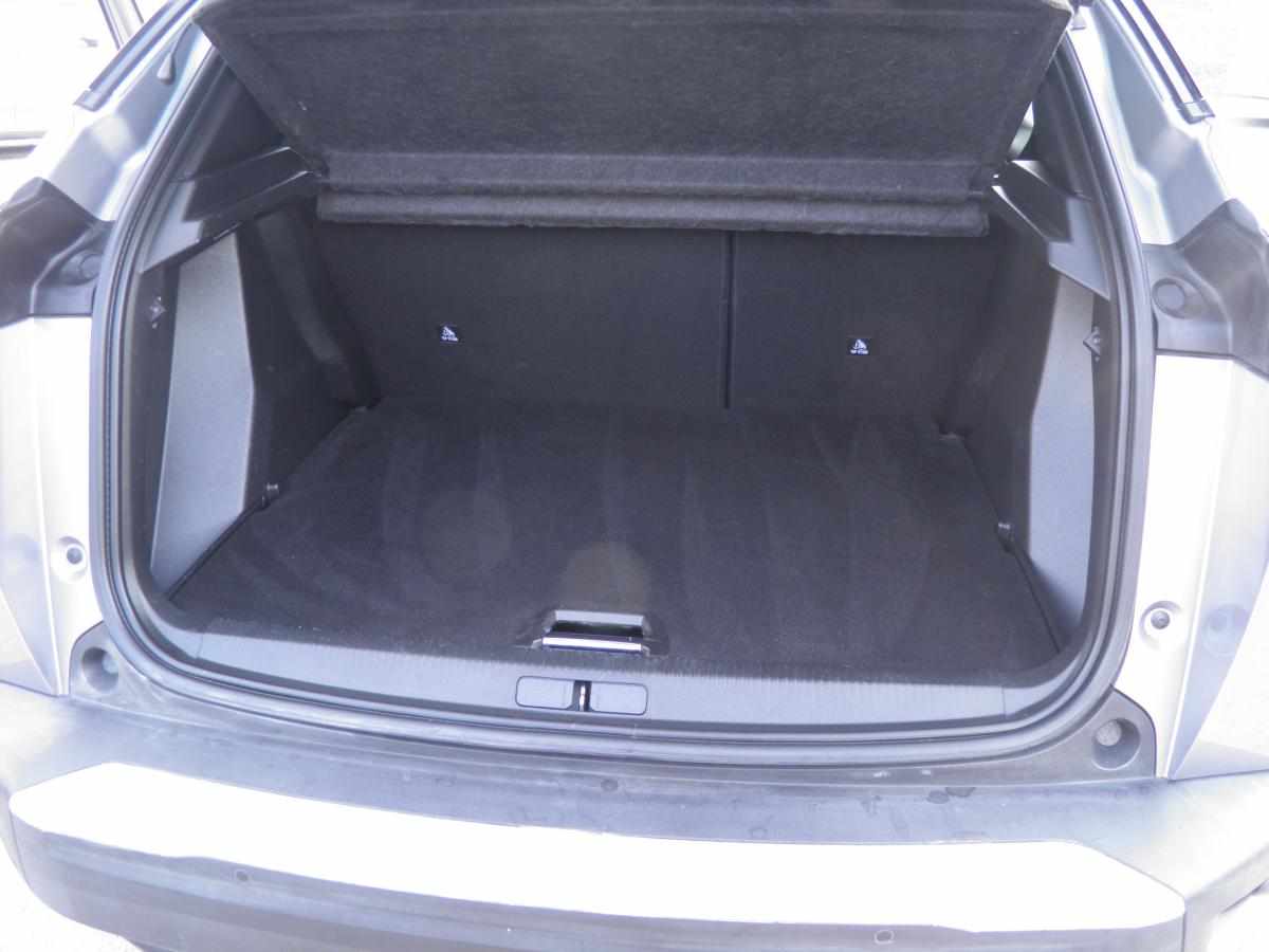 peugeot-2008-1-2-puretech-2021-gasolina-1199cc