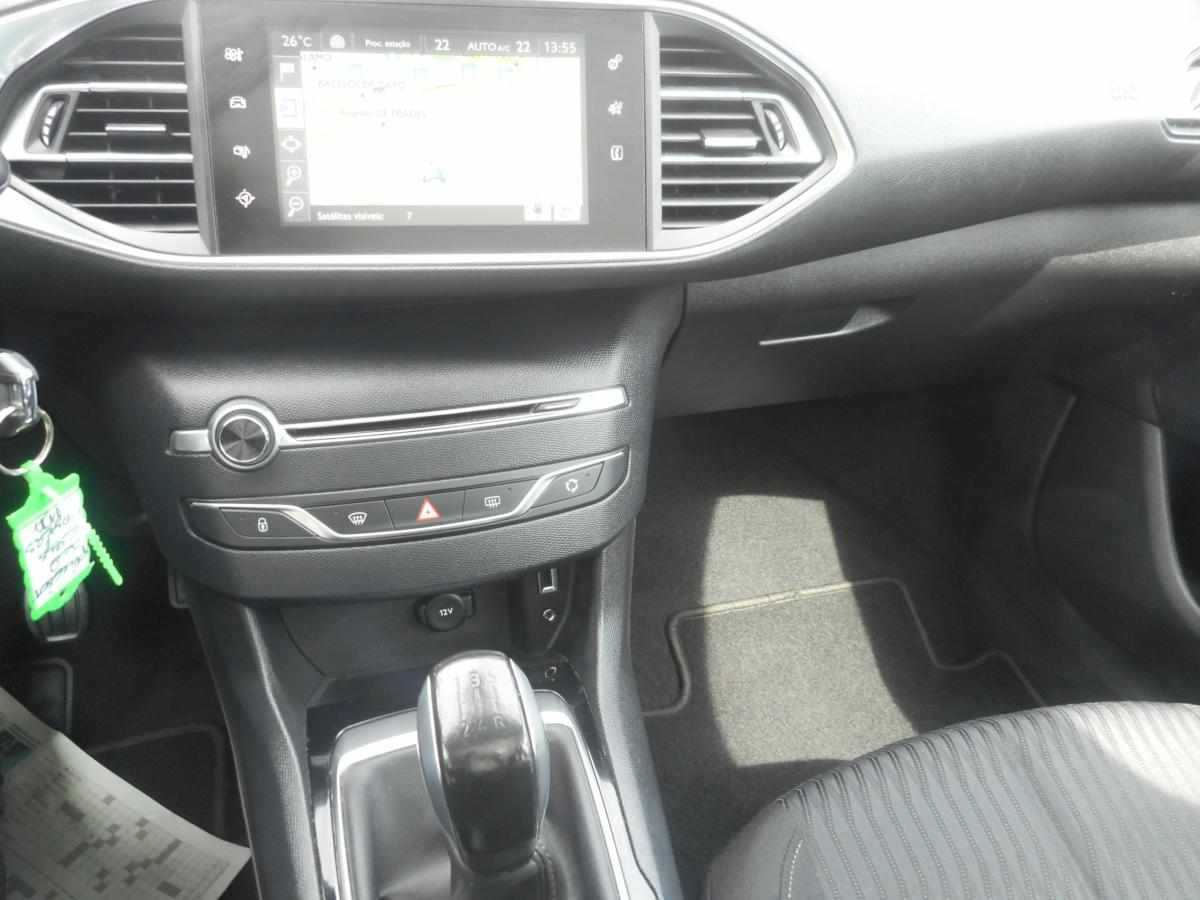 peugeot-308-1-2-e-thp-2017-gasolina-1199cc