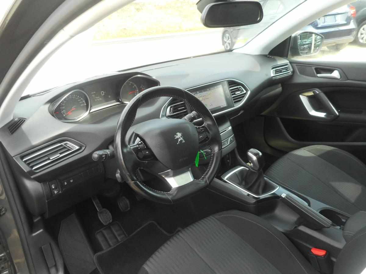 peugeot-308-1-2-e-thp-2017-gasolina-1199cc