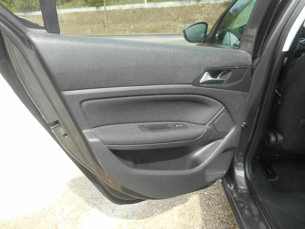 peugeot-308-1-2-e-thp-2017-gasolina-1199cc