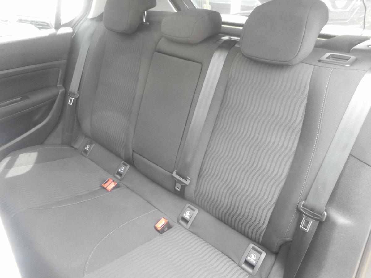 peugeot-308-1-2-e-thp-2017-gasolina-1199cc