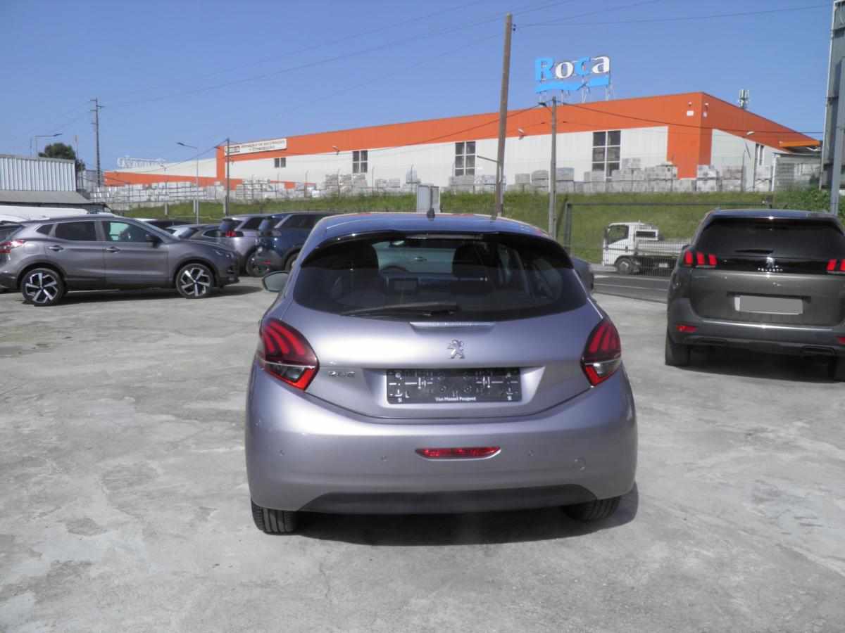 peugeot-208-1-5-bluehdi-2019-diesel-1499cc