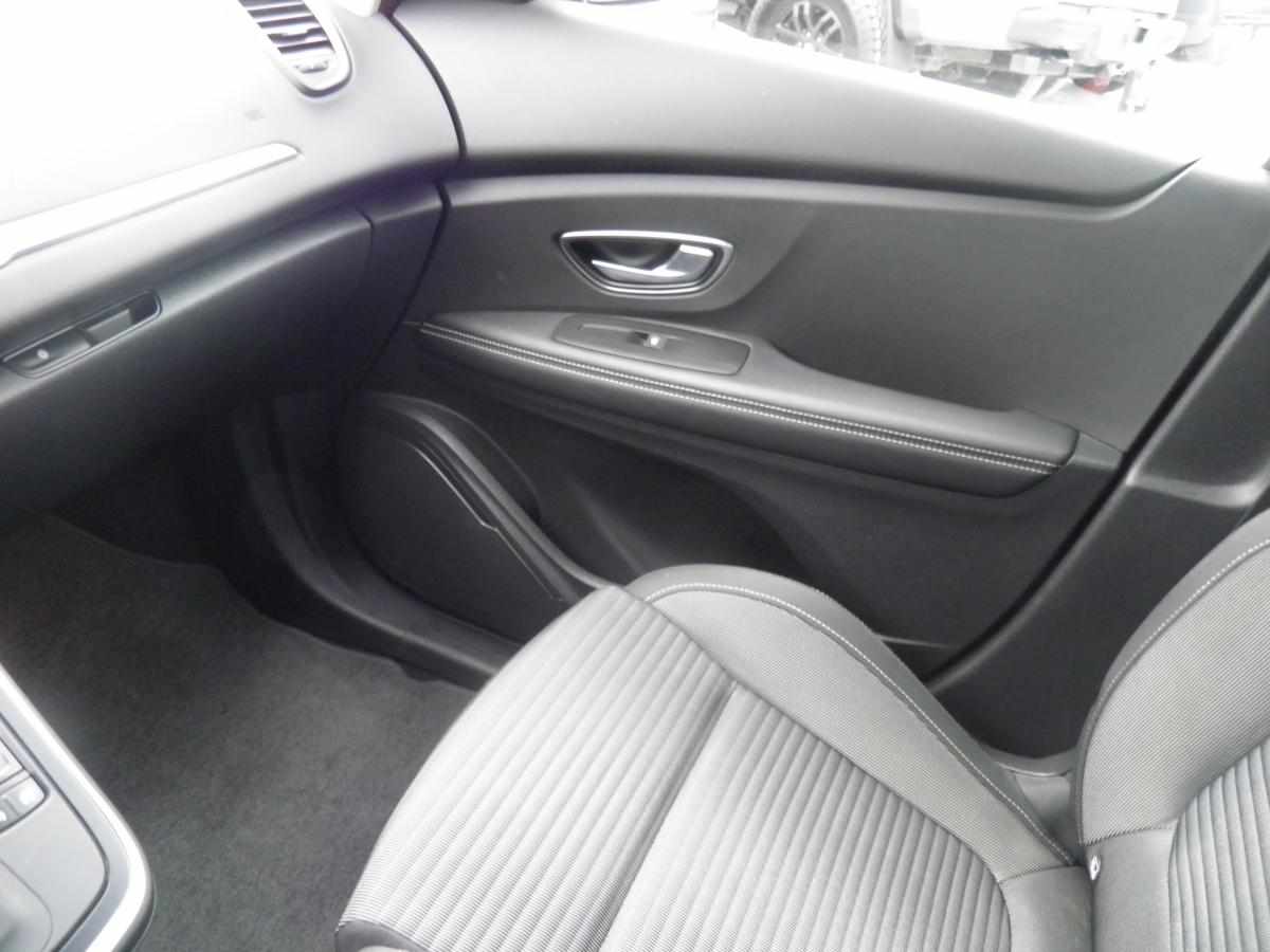 renault-grand-scenic-2019-diesel-1750cc