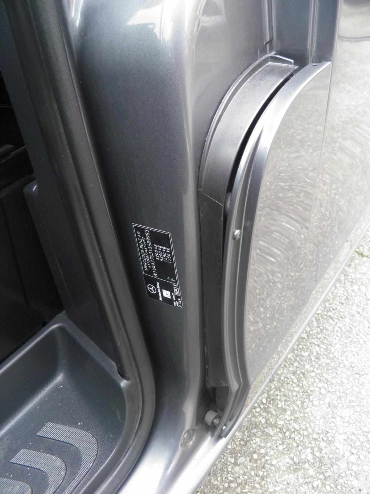 mercedes-benz-vito-116-cdi-2-0-2019-diesel-1950cc