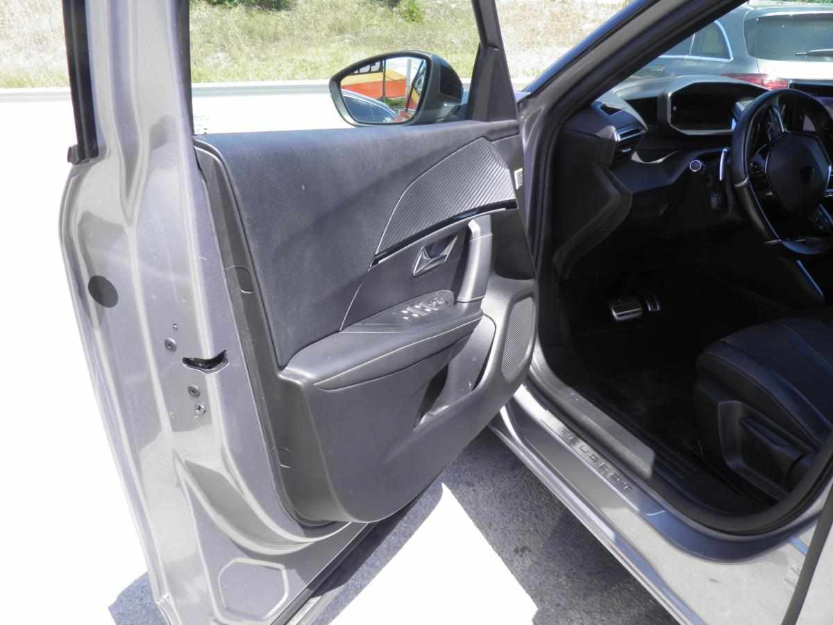 peugeot-2008-1-2-puretech-2023-gasolina-1199cc