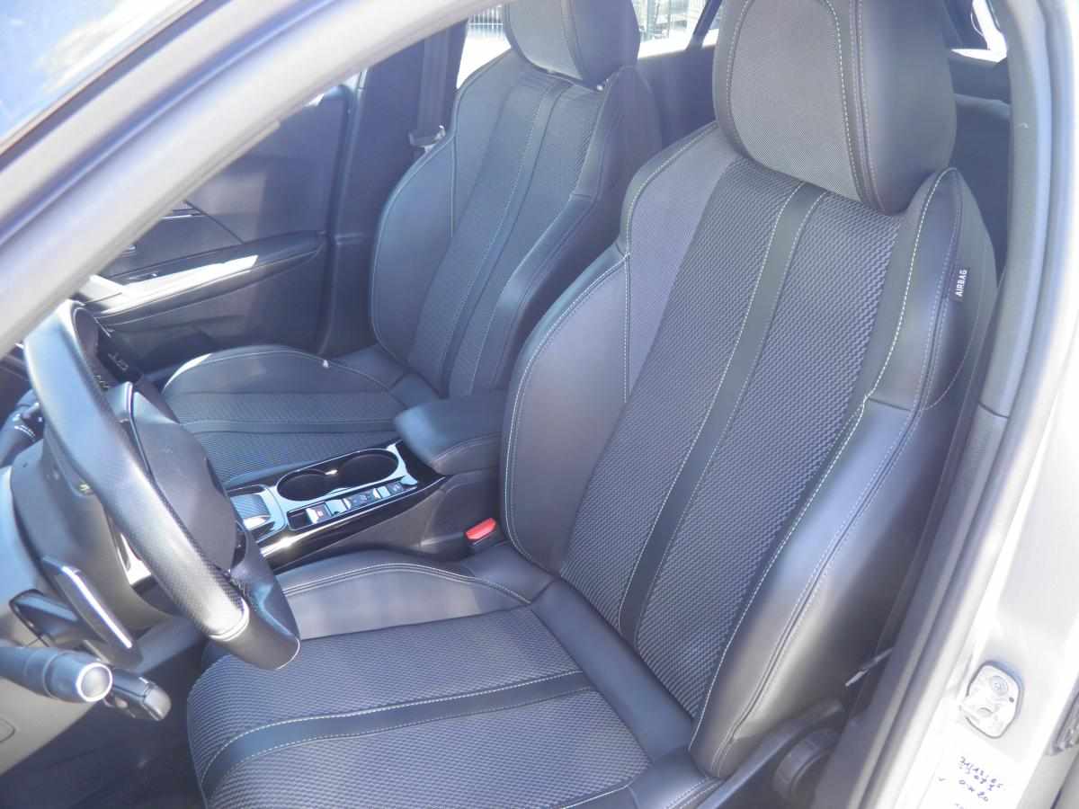peugeot-2008-1-2-puretech-2023-gasolina-1199cc