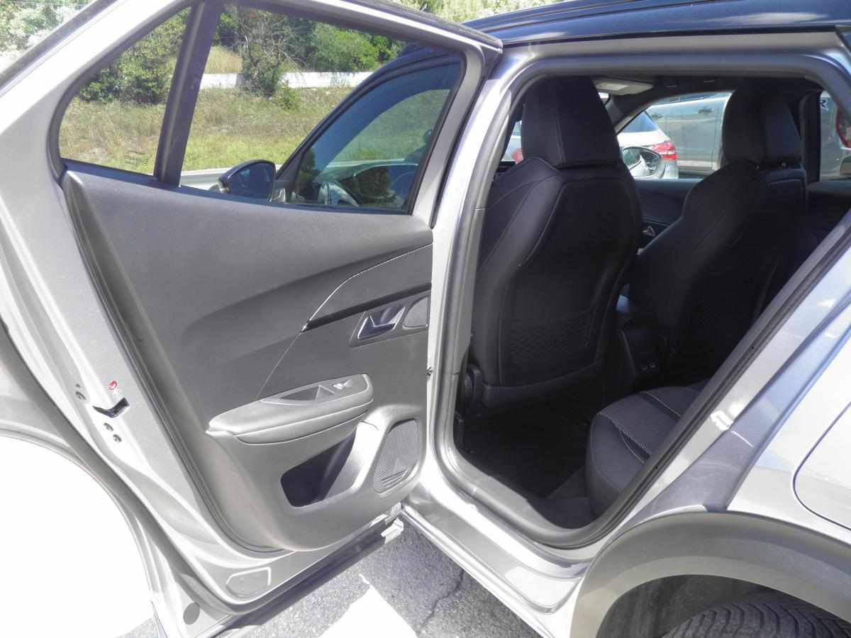 peugeot-2008-1-2-puretech-2023-gasolina-1199cc