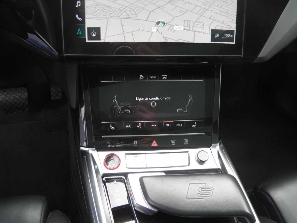 audi-e-tron-s-95-kwh-quattro-2022-eletrico