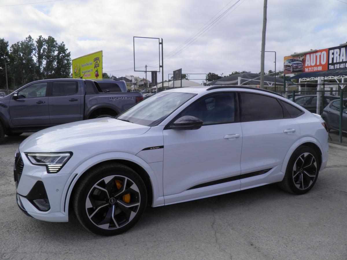 audi-e-tron-s-95-kwh-quattro-2022-eletrico