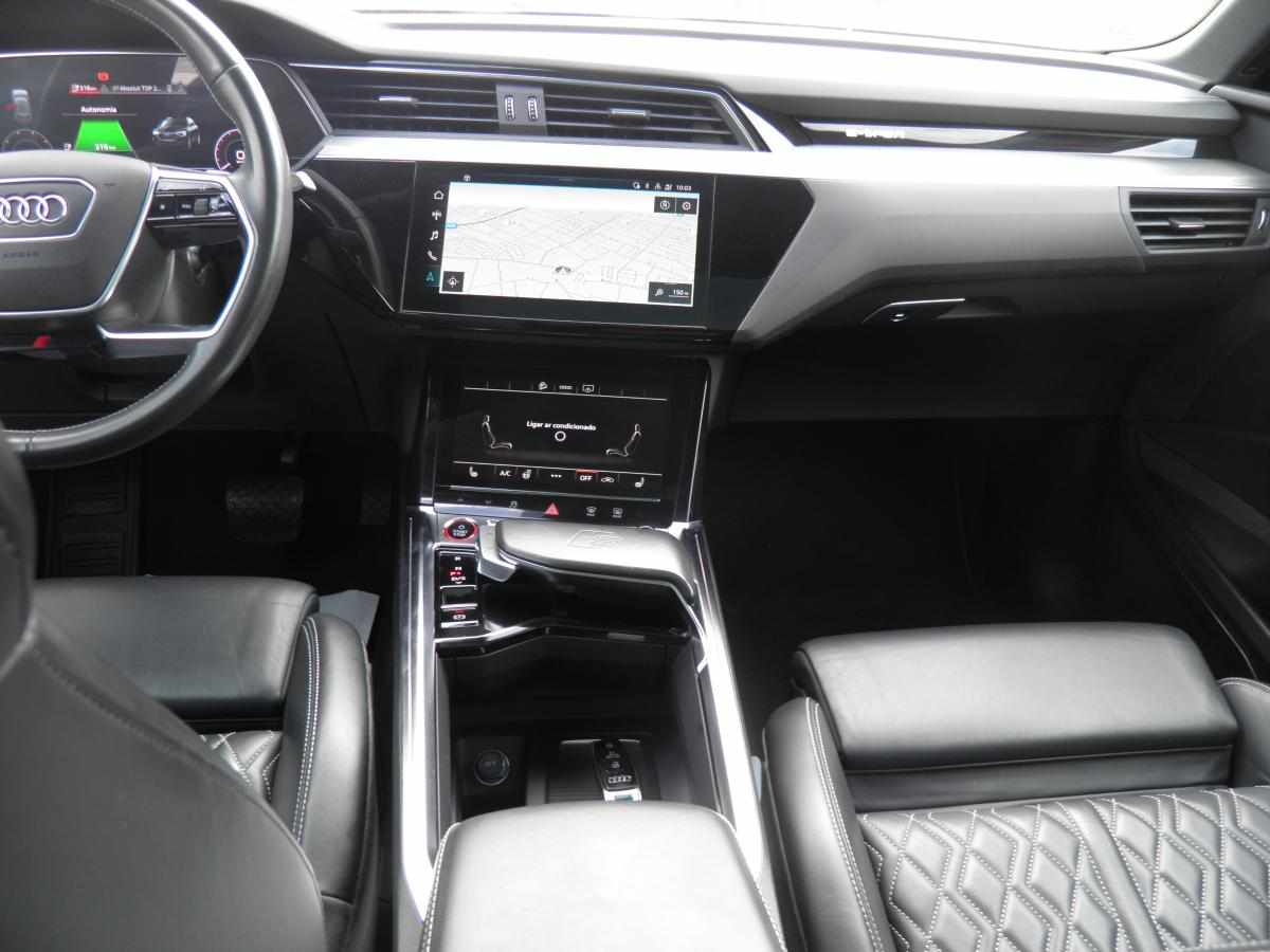 audi-e-tron-s-95-kwh-quattro-2022-eletrico