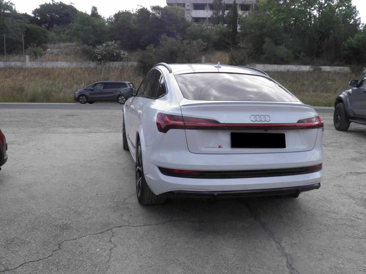 audi-e-tron-s-95-kwh-quattro-2022-eletrico