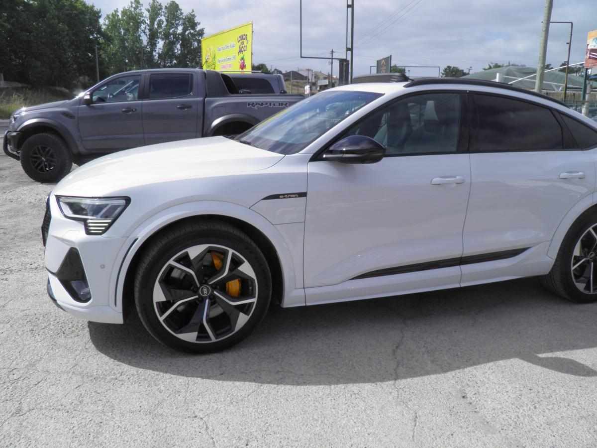 audi-e-tron-s-95-kwh-quattro-2022-eletrico