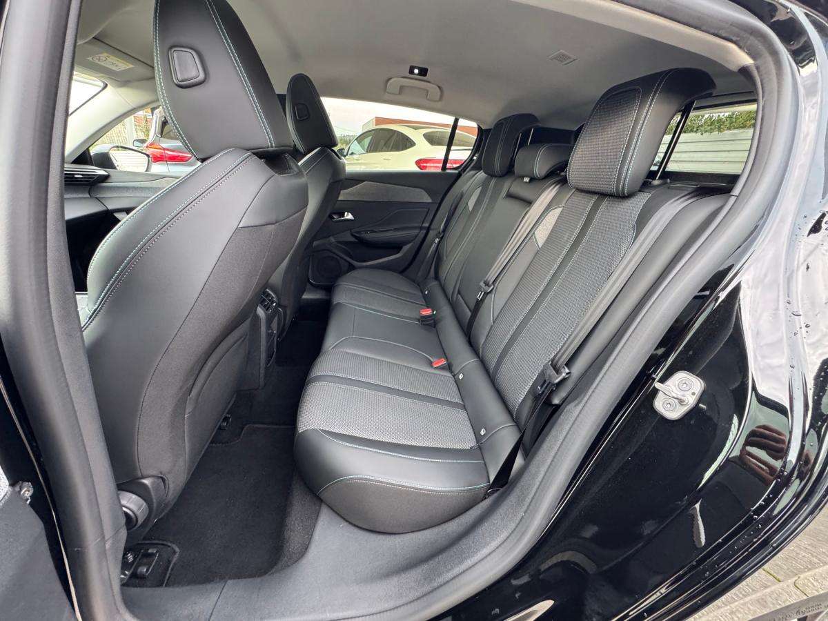 peugeot-308-2024-gasolina-1199cc