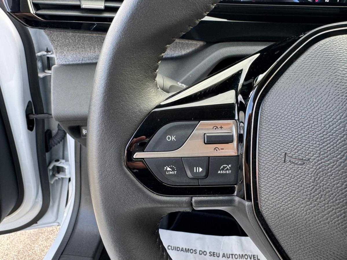 peugeot-308-2024-gasolina-1199cc