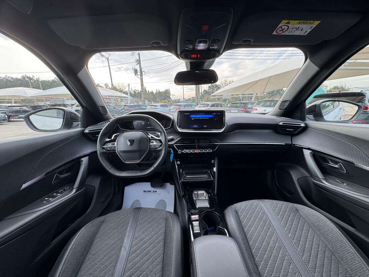 peugeot-2008-2025-hibrido-a-gasolina-1199cc
