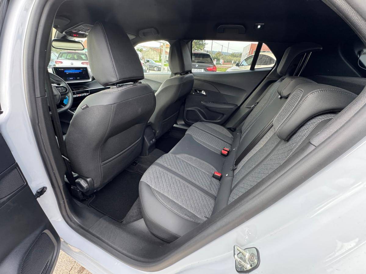 peugeot-2008-2025-hibrido-a-gasolina-1199cc