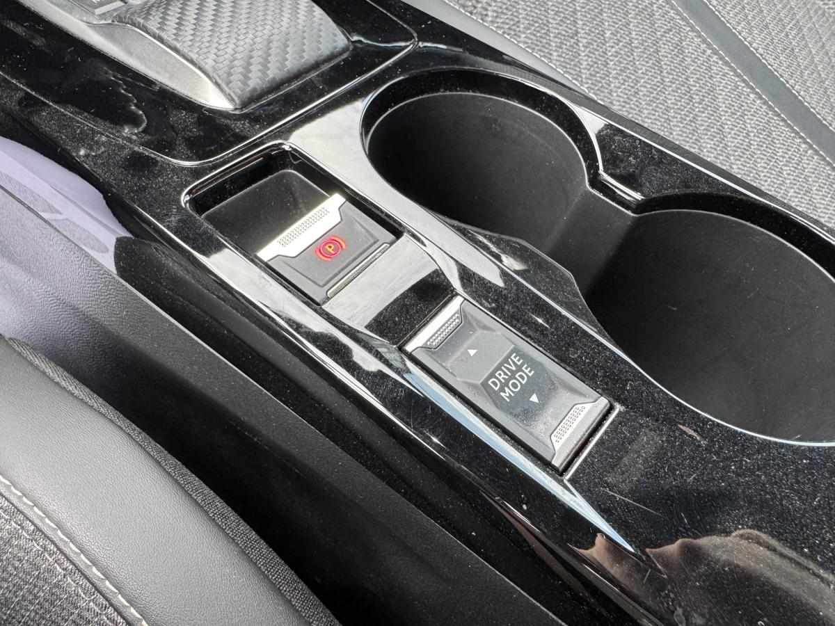 peugeot-2008-2025-hibrido-a-gasolina-1199cc