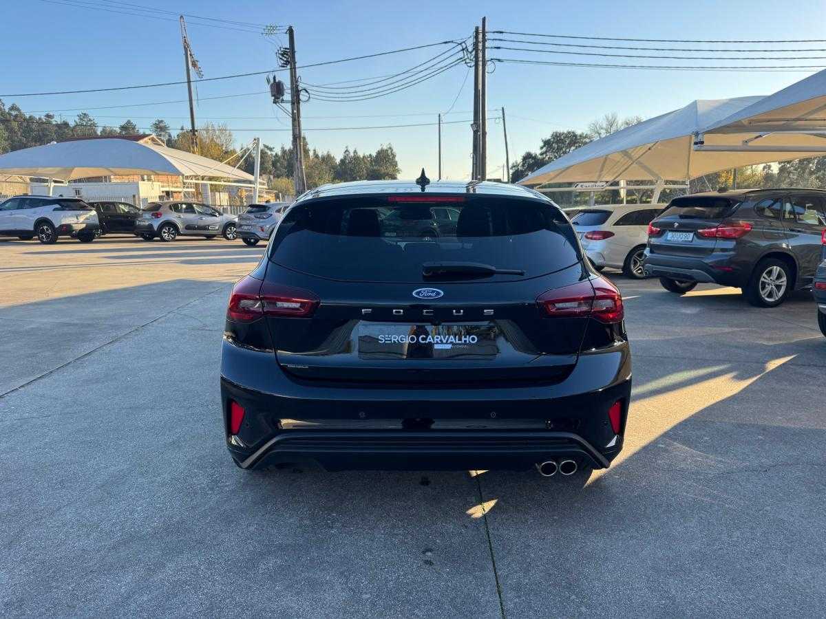 ford-focus-2025-gasolina-998cc