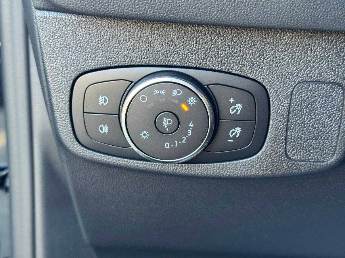 ford-focus-2025-gasolina-998cc