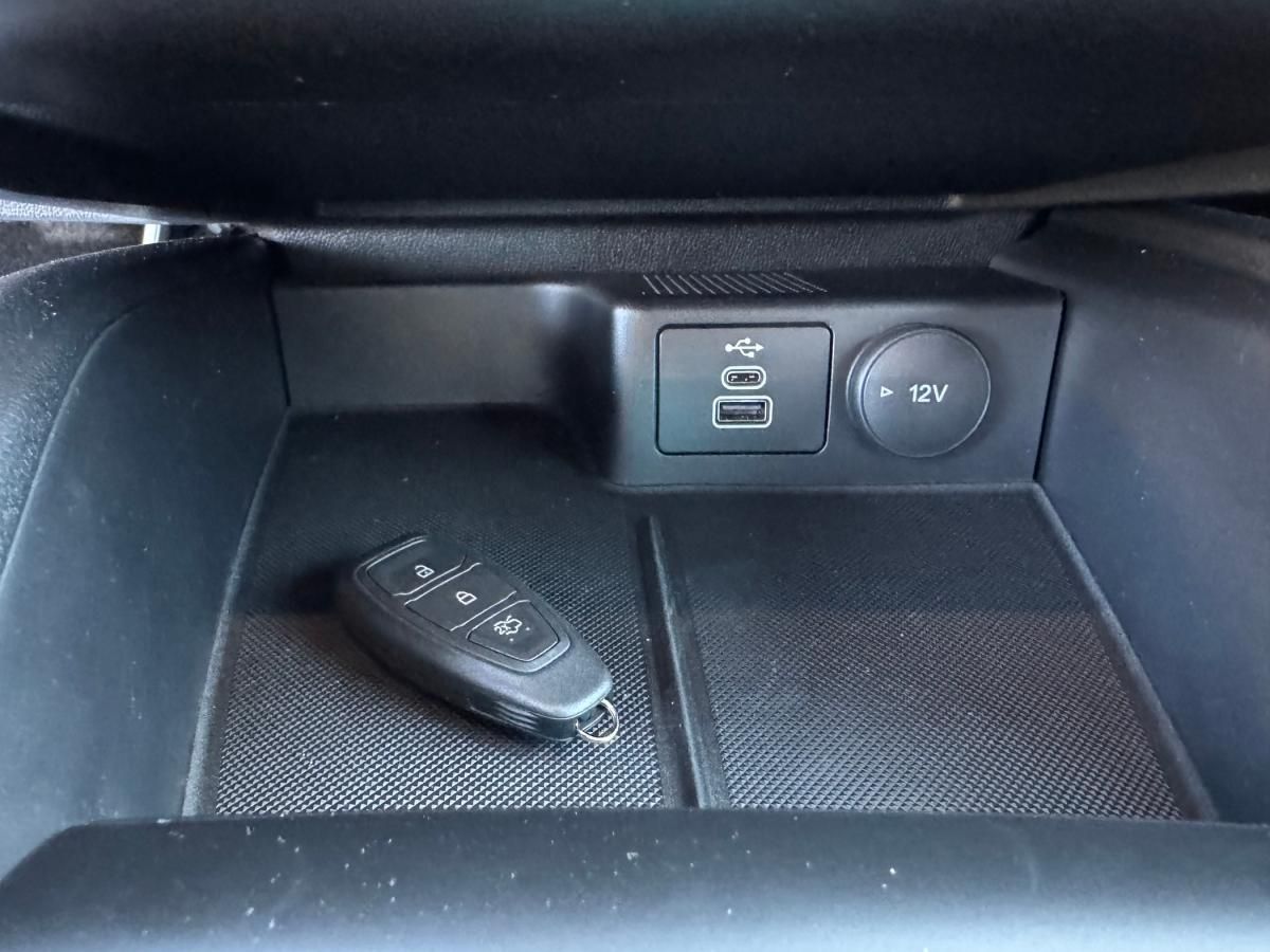 ford-focus-2025-gasolina-998cc