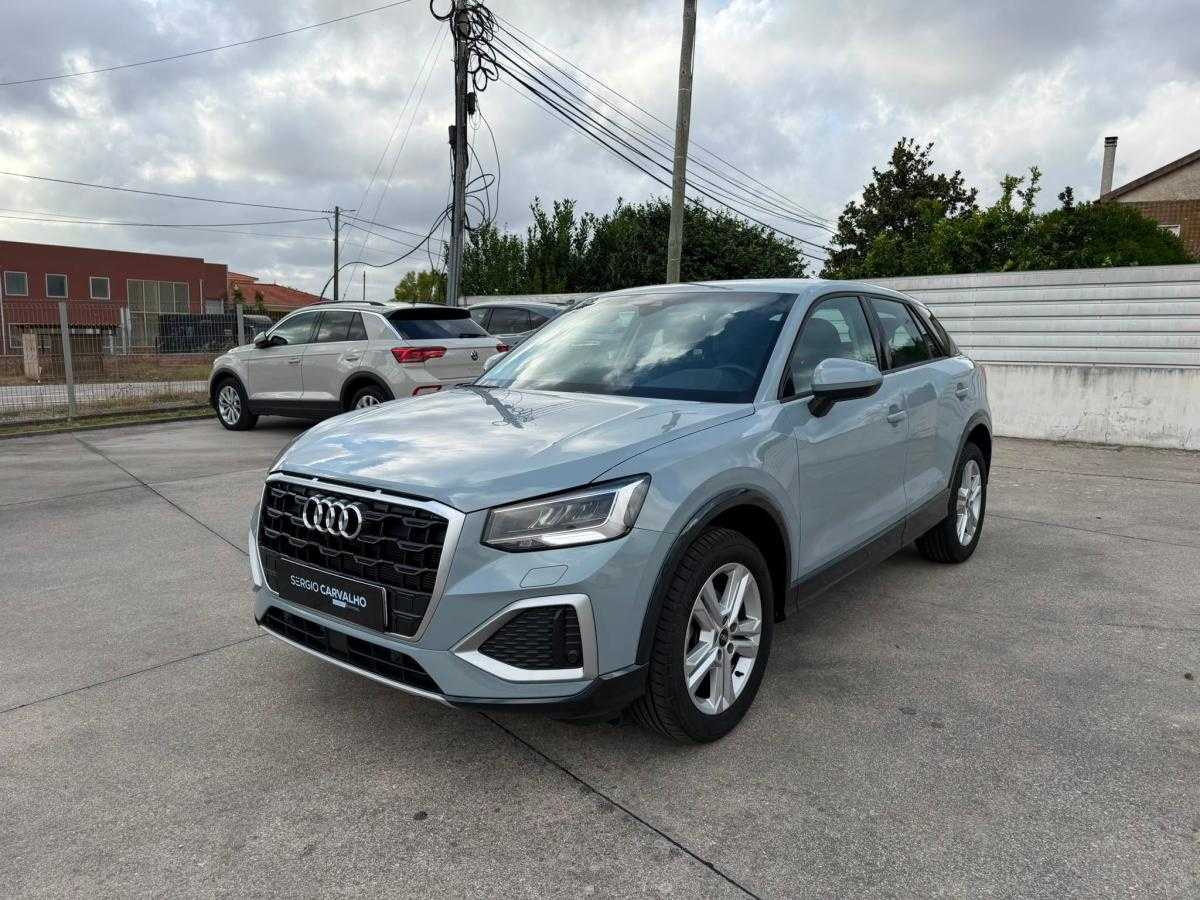 audi-q2-2025-gasolina-999cc