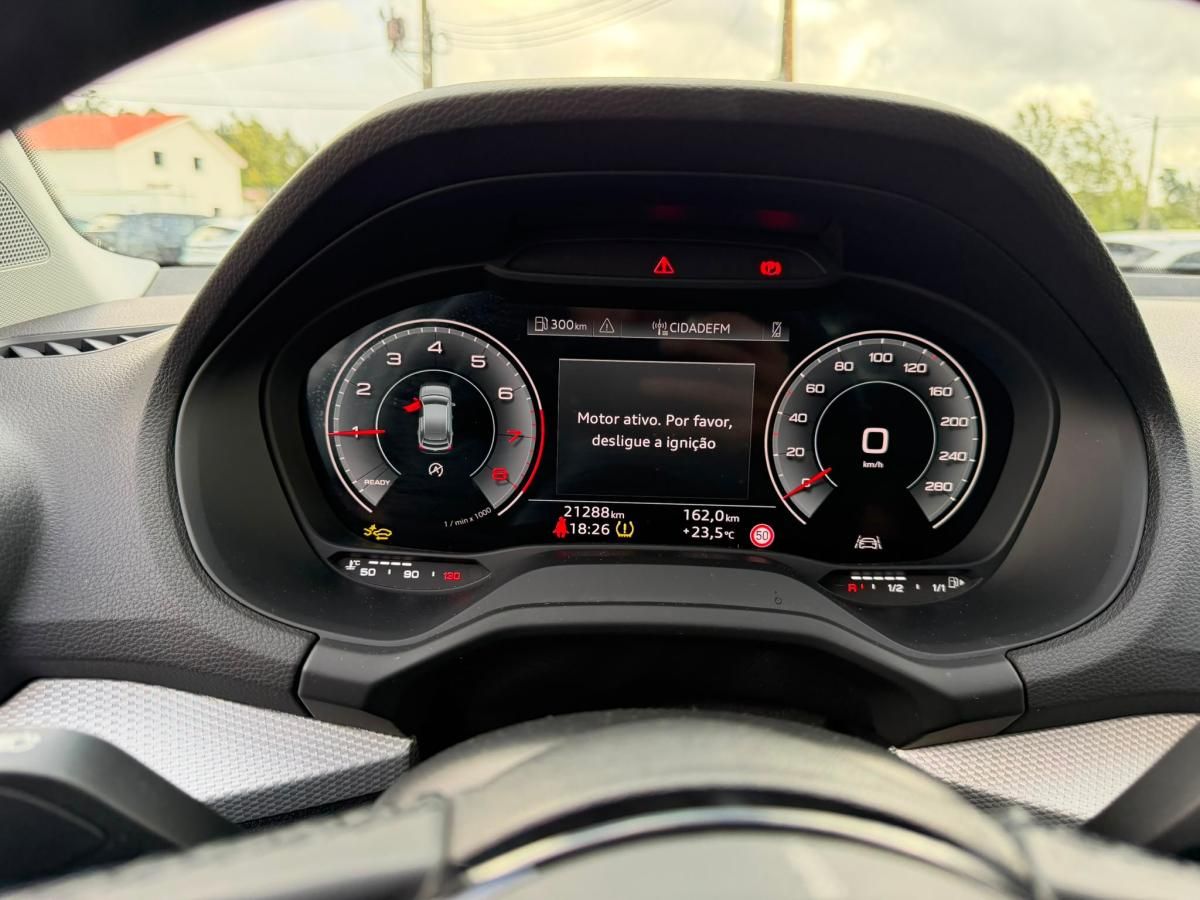 audi-q2-2025-gasolina-999cc