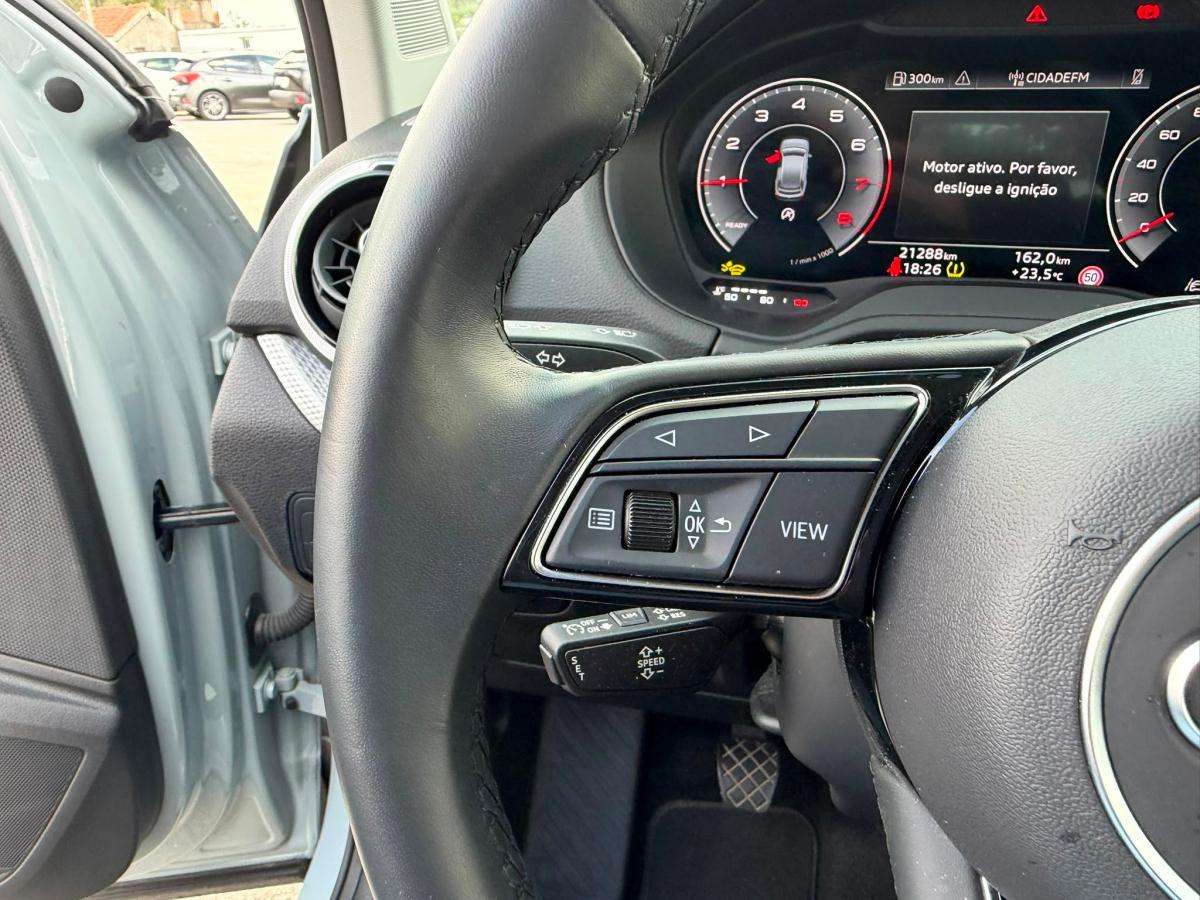 audi-q2-2025-gasolina-999cc