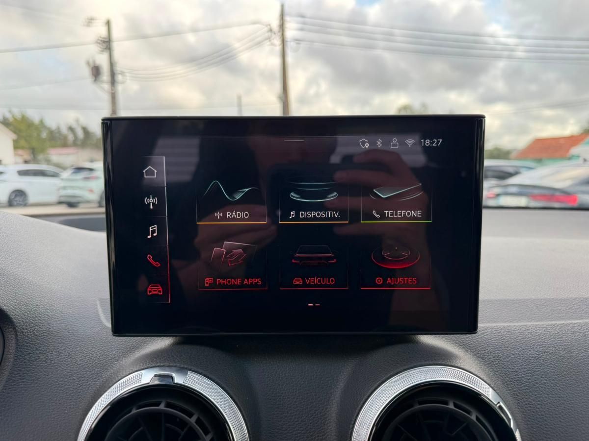 audi-q2-2025-gasolina-999cc