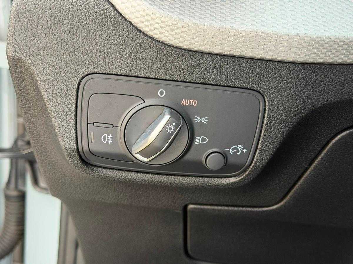 audi-q2-2025-gasolina-999cc